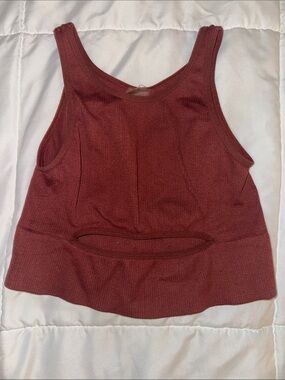 Womens Crop Tank Top in Burgundy - Unbranded